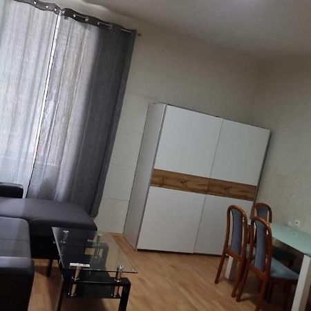 Premium Family Room Mz Wenen Buitenkant foto